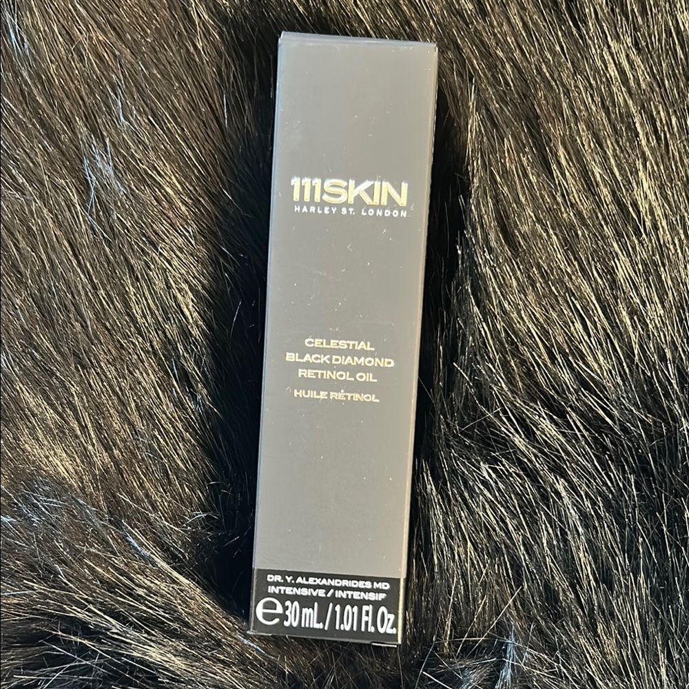 111SKIN Celestial Black Diamond Retinol Oil - Black